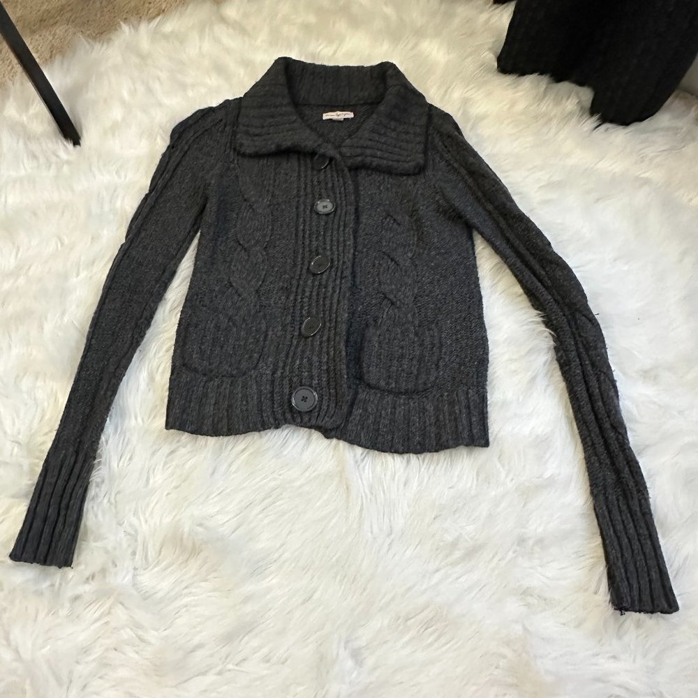 American Eagle Outfitters Gray Cardigan Sweater Button-Down Shirt Womens Small